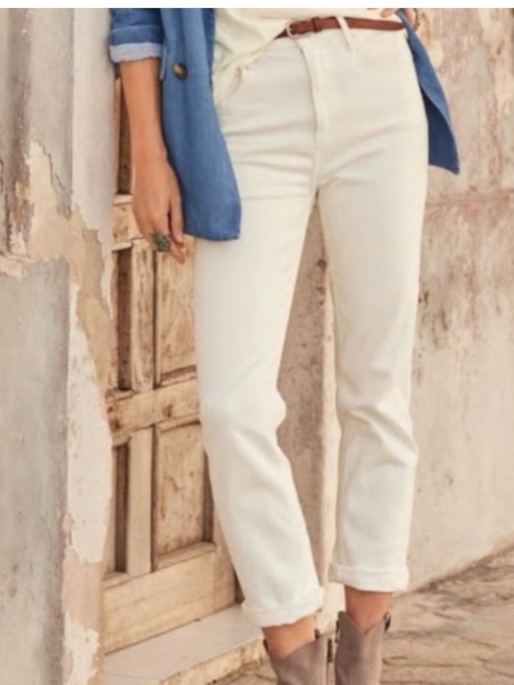 Driftwood Stella White straight leg Jeans size 28 99% cotton